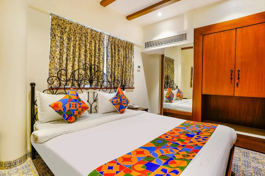 Image of FabHotel Corporate Rooms Vakola