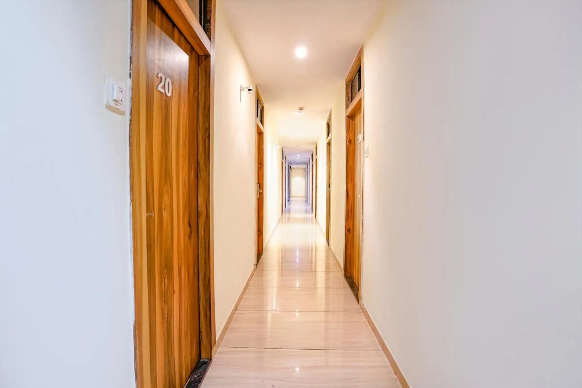 Image 3 of FabHotel Cozy Inn – Nr Mumbai International Airport