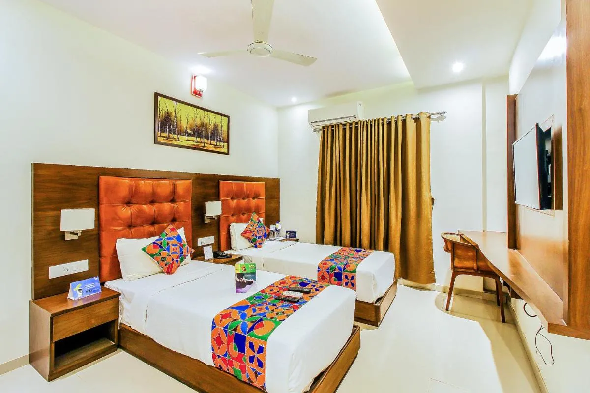 Image 2 of FabHotel Empire Suite – Nr Mumbai International Airport