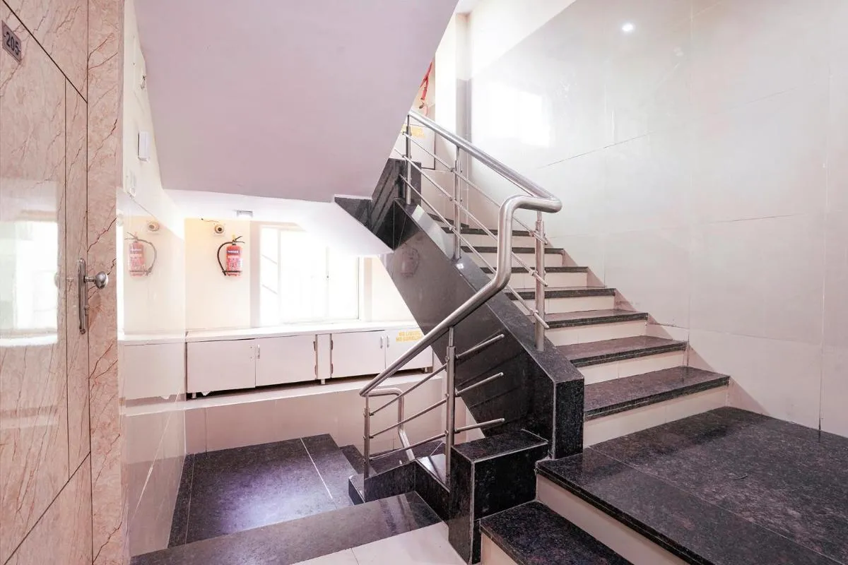 Image 6 of FabHotel Everest