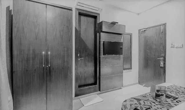 Image 2 of FabHotel Realm Inn