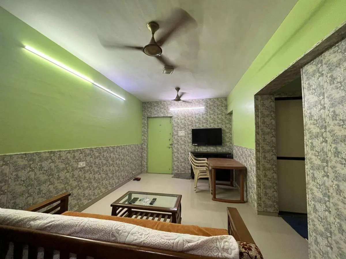 Image 3 of Galaxy Apartment