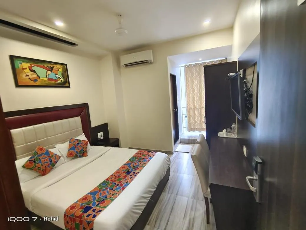 Image 3 of Glitz Hotels Axis International – Nr IIT Bombay & T2
