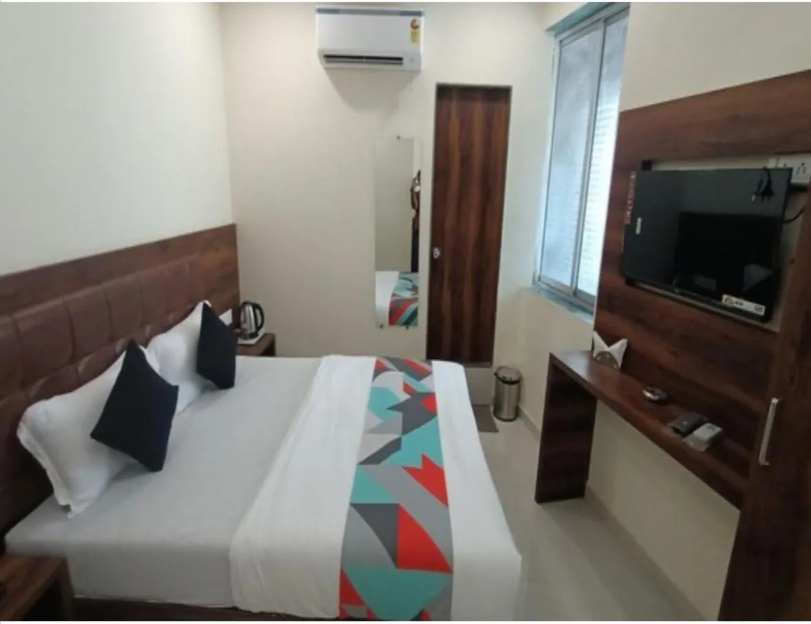 Image 4 of Glitz Hotels Lavender- Nr Mumbai International Airport