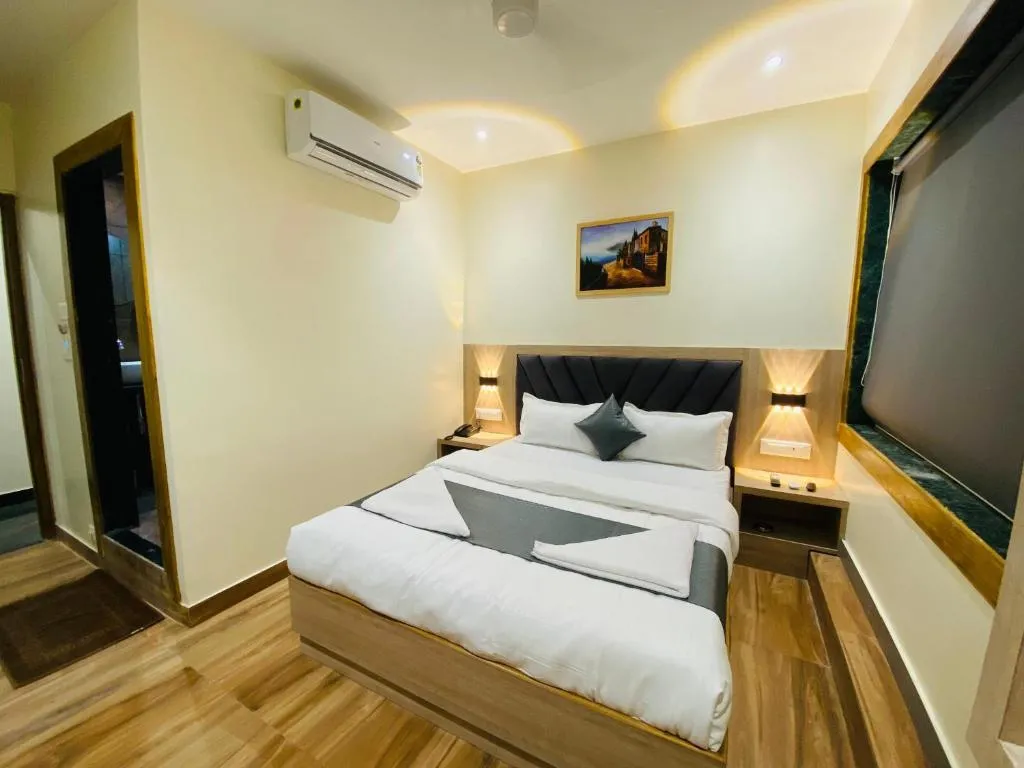 Image of Glitz Hotels Riza – Nr NESCO Bombay Exhibition Centre Goregaon