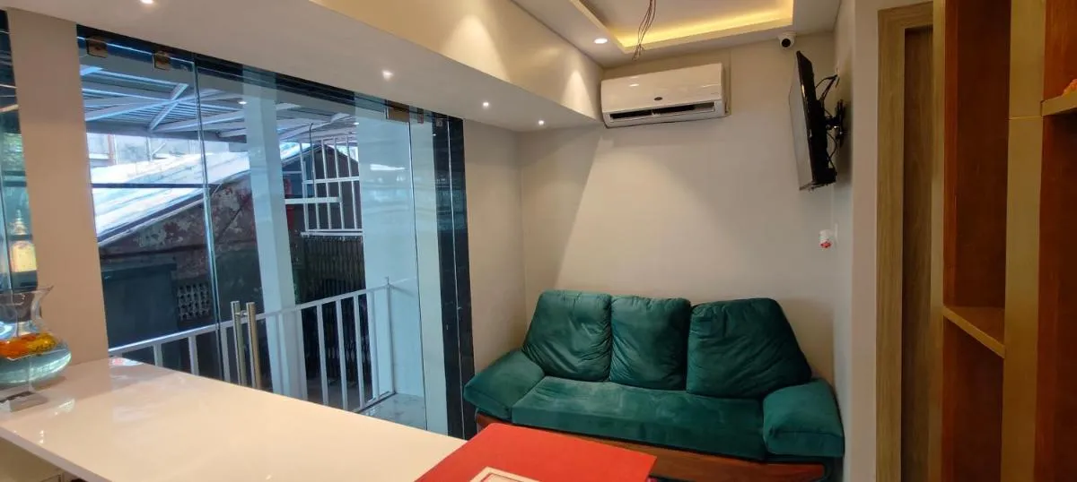 Image 4 of Grand Dyad Hotel – Near Kokilaben Hospital Andheri West