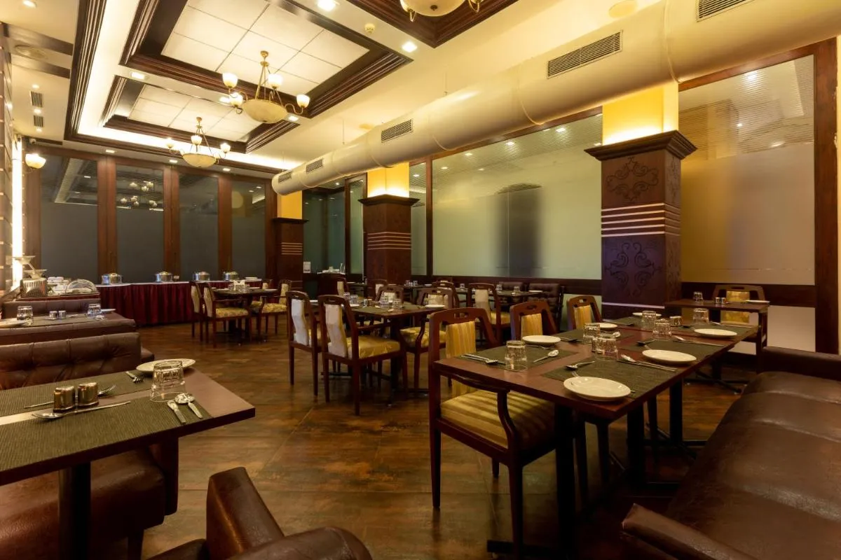 Image 4 of Grand Hotel Mumbai – Ballard Estate, Fort
