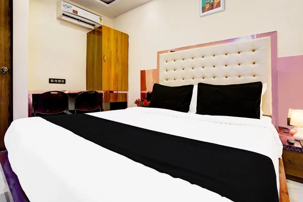 Image 2 of Hotel Airport Crown Andheri East, Mumbai