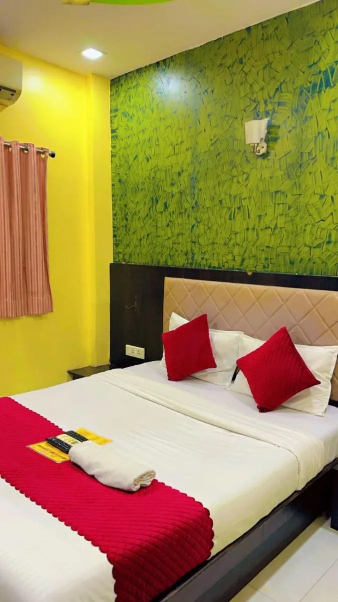 Image 3 of Hotel Avenue Near T-2 International Airport Mumbai