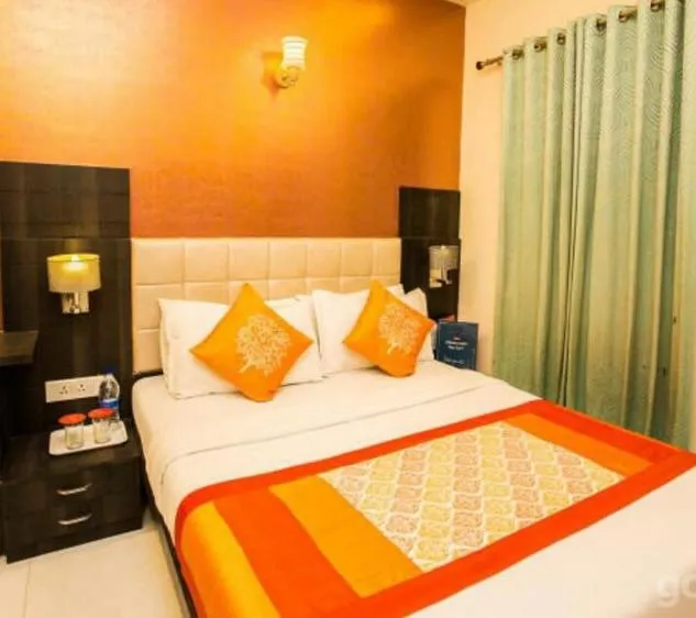 Image 1 of Hotel Avenue Near T-2 International Airport Mumbai