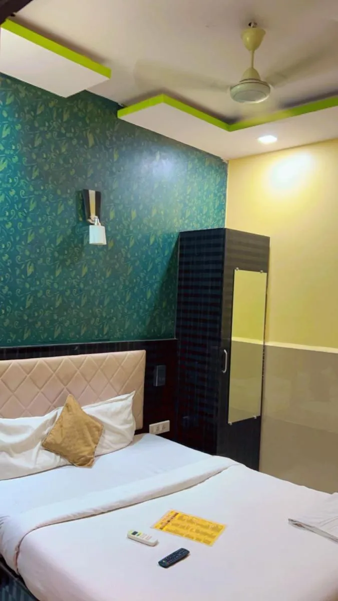 Image 5 of Hotel Avenue Near T-2 International Airport Mumbai