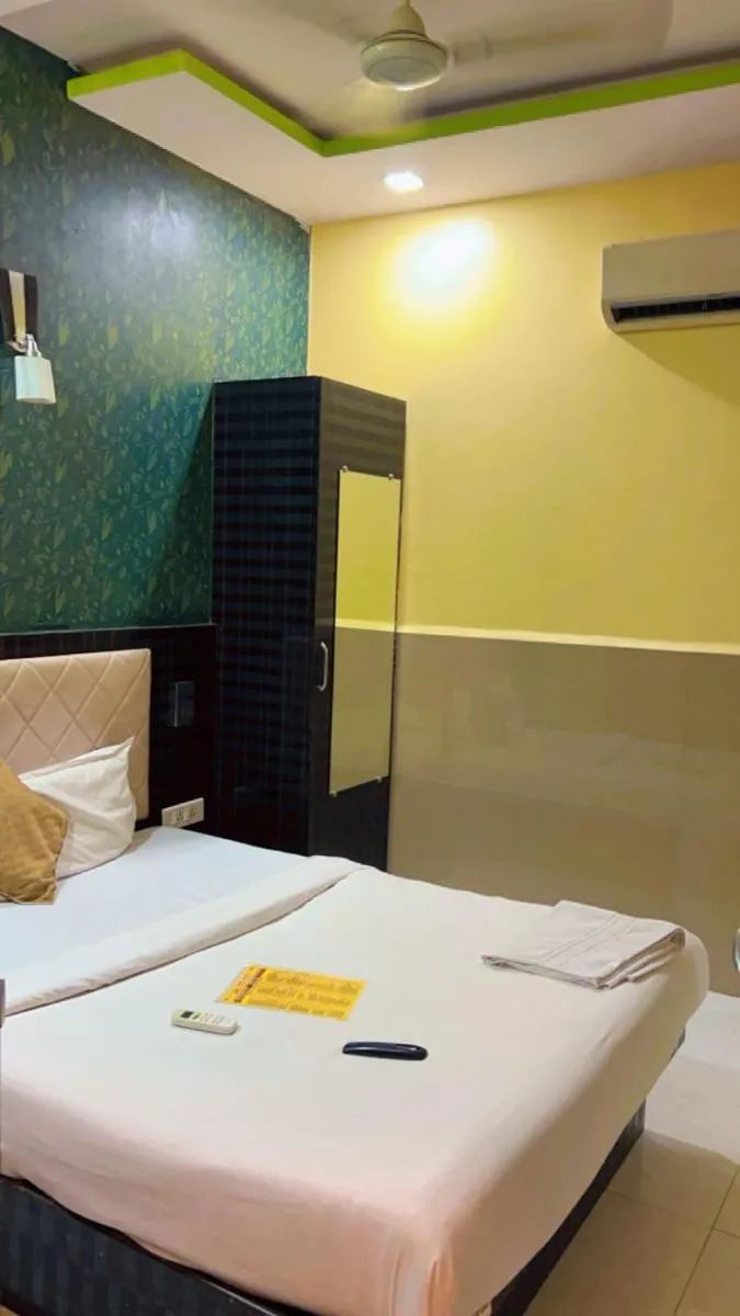 Image 4 of Hotel Avenue Near T-2 International Airport Mumbai