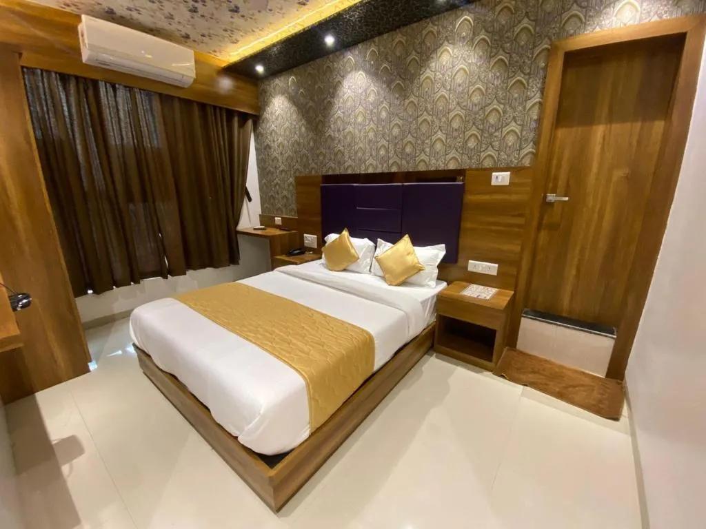 Image of Hotel BKC CROWN – Near Trade Centre, Visa Consulate