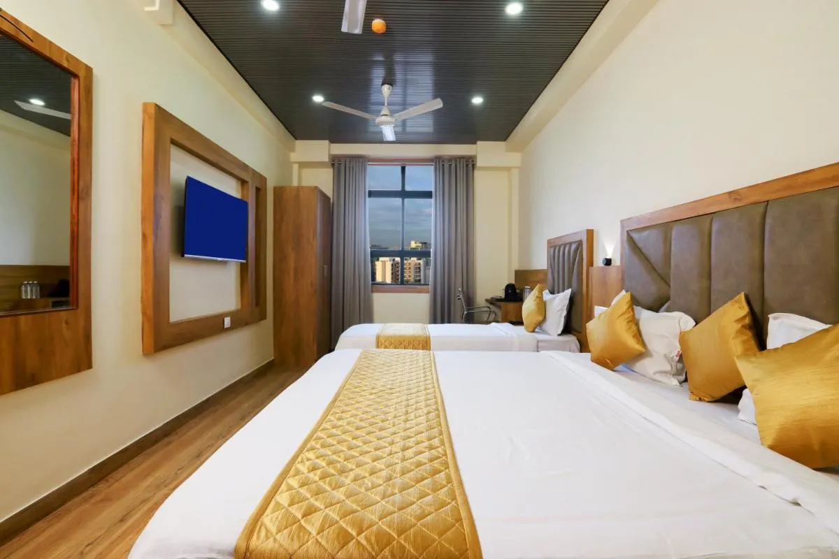 Image 6 of Hotel BKC Minerva, Near US Consulate