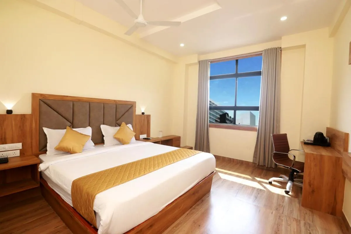 Image 1 of Hotel BKC Minerva, Near US Consulate