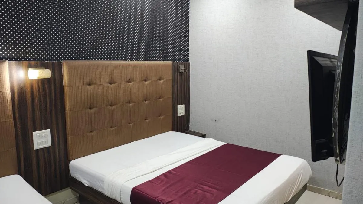 Image 6 of Hotel Bently International
