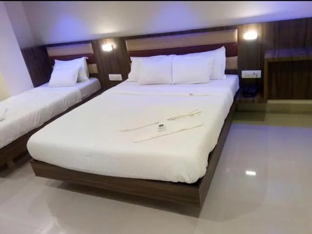 Image 2 of Hotel Castle Inn