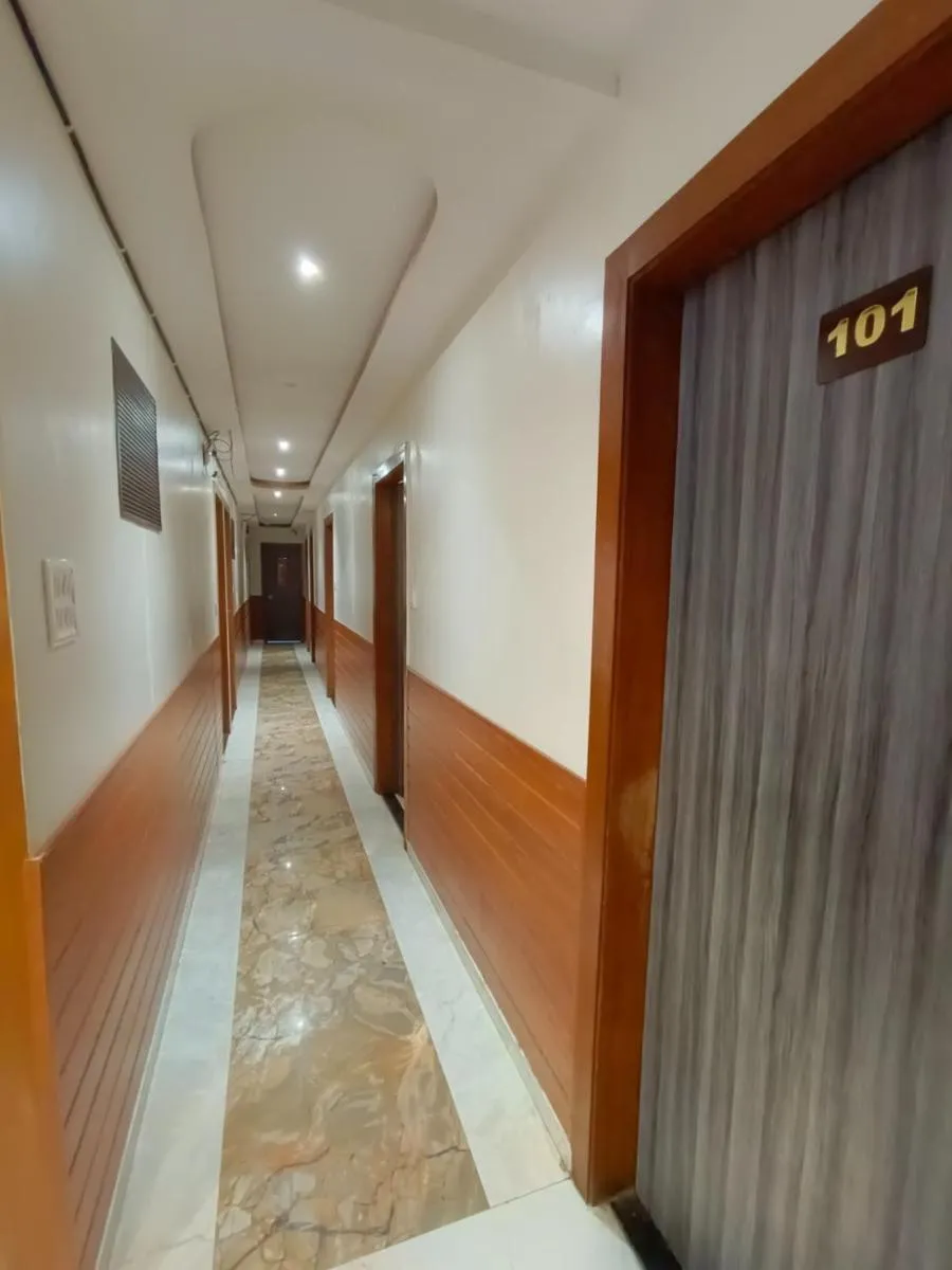 Image 4 of Hotel Golden Arch – NEAR DOMESTIC AIRPORT