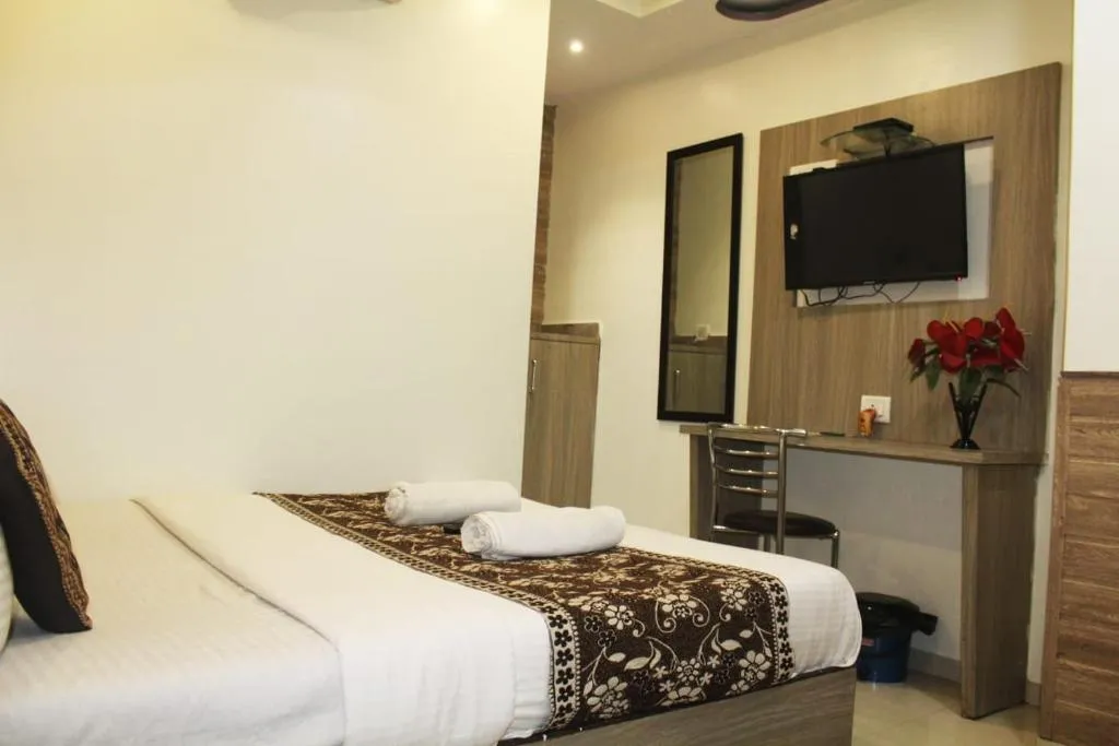 Image of Hotel Golden Arch – NEAR DOMESTIC AIRPORT