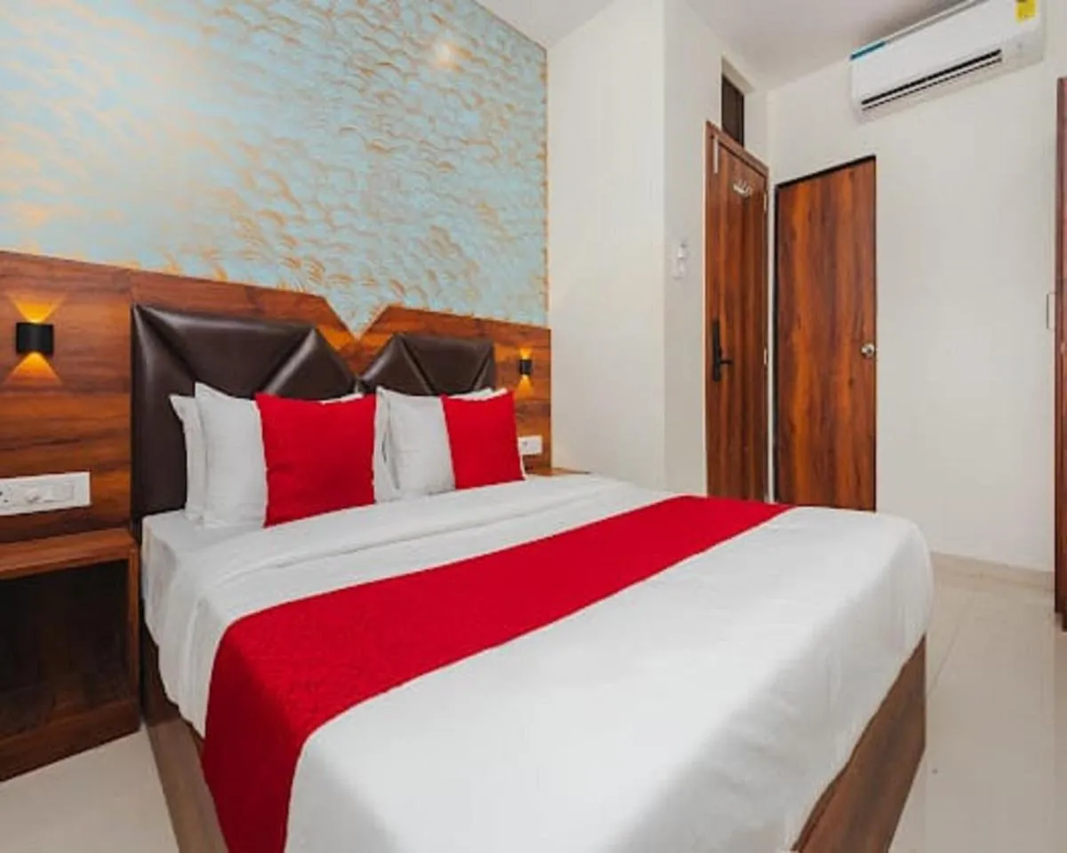 Image 6 of Hotel Golden Sands Inn Aslpha