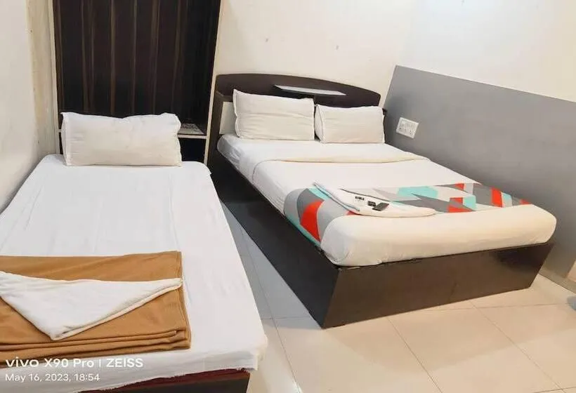 Image 3 of Hotel Maha Residency