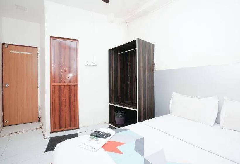 Image 4 of Hotel Maha Residency