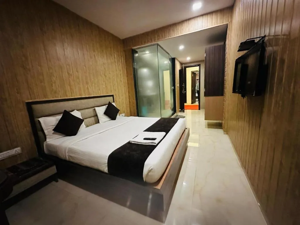 Image of Hotel Merakee – Near Dahisar Mira Road Mumbai
