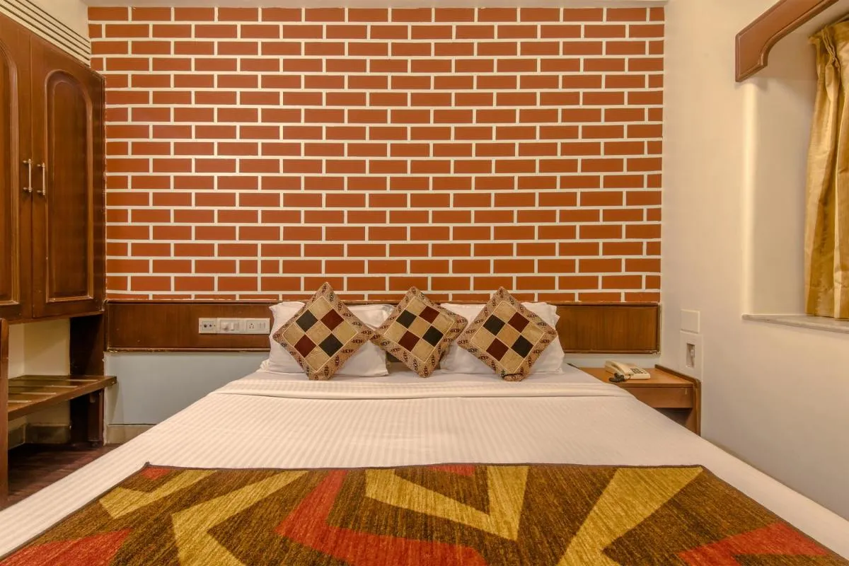 Image 1 of Hotel Mogul Palace – Near Masjid Bunder Mumbai