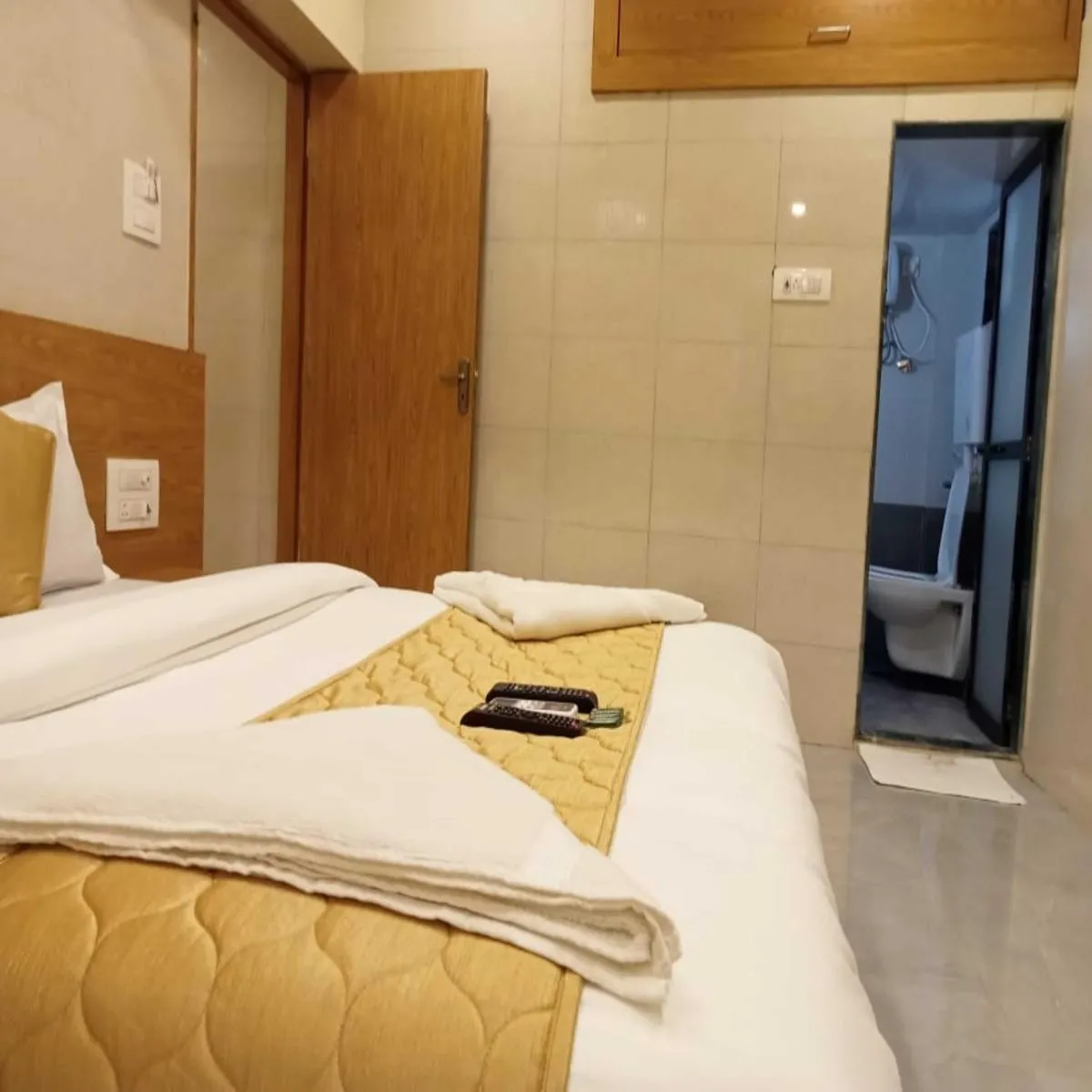 Image 5 of Hotel New Sarah Inn, Andheri West