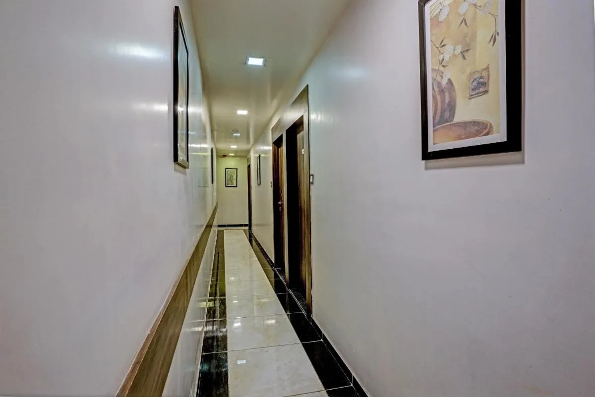 Image 4 of Hotel O Blue Inn Residence Near R City Mall