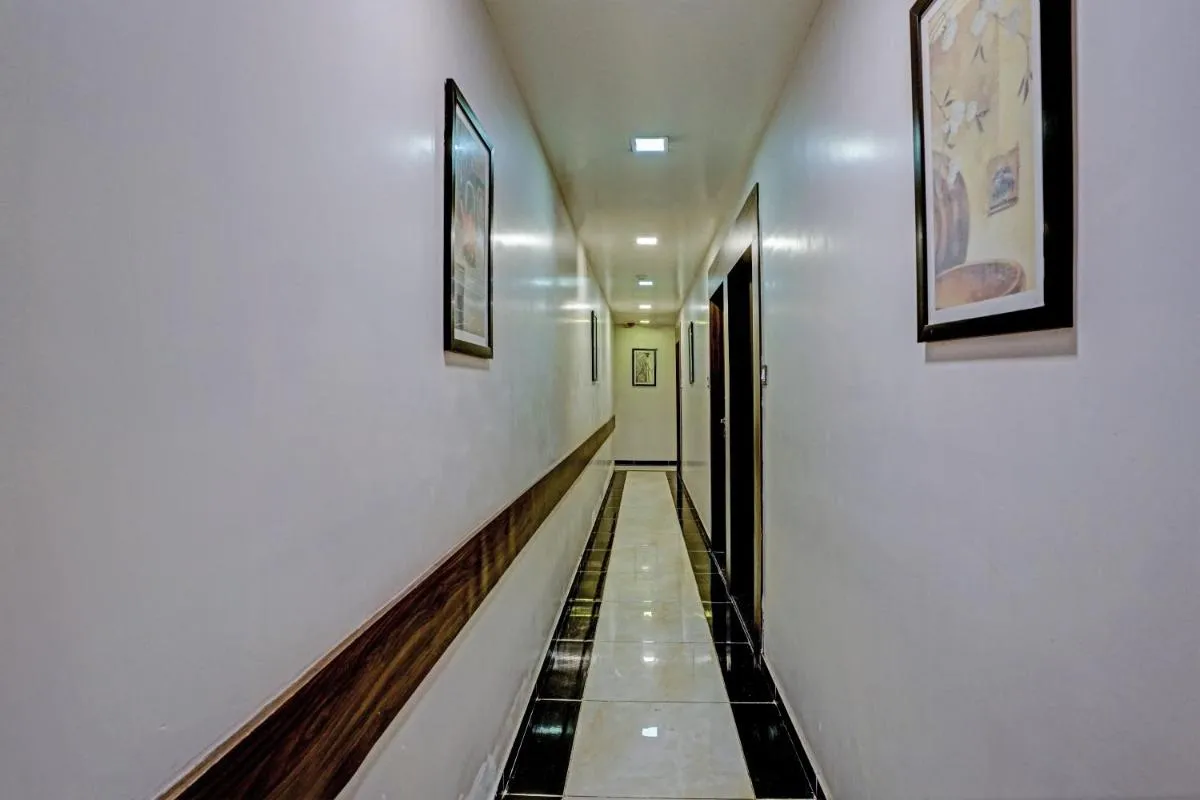 Image 3 of Hotel O Blue Inn Residence Near R City Mall