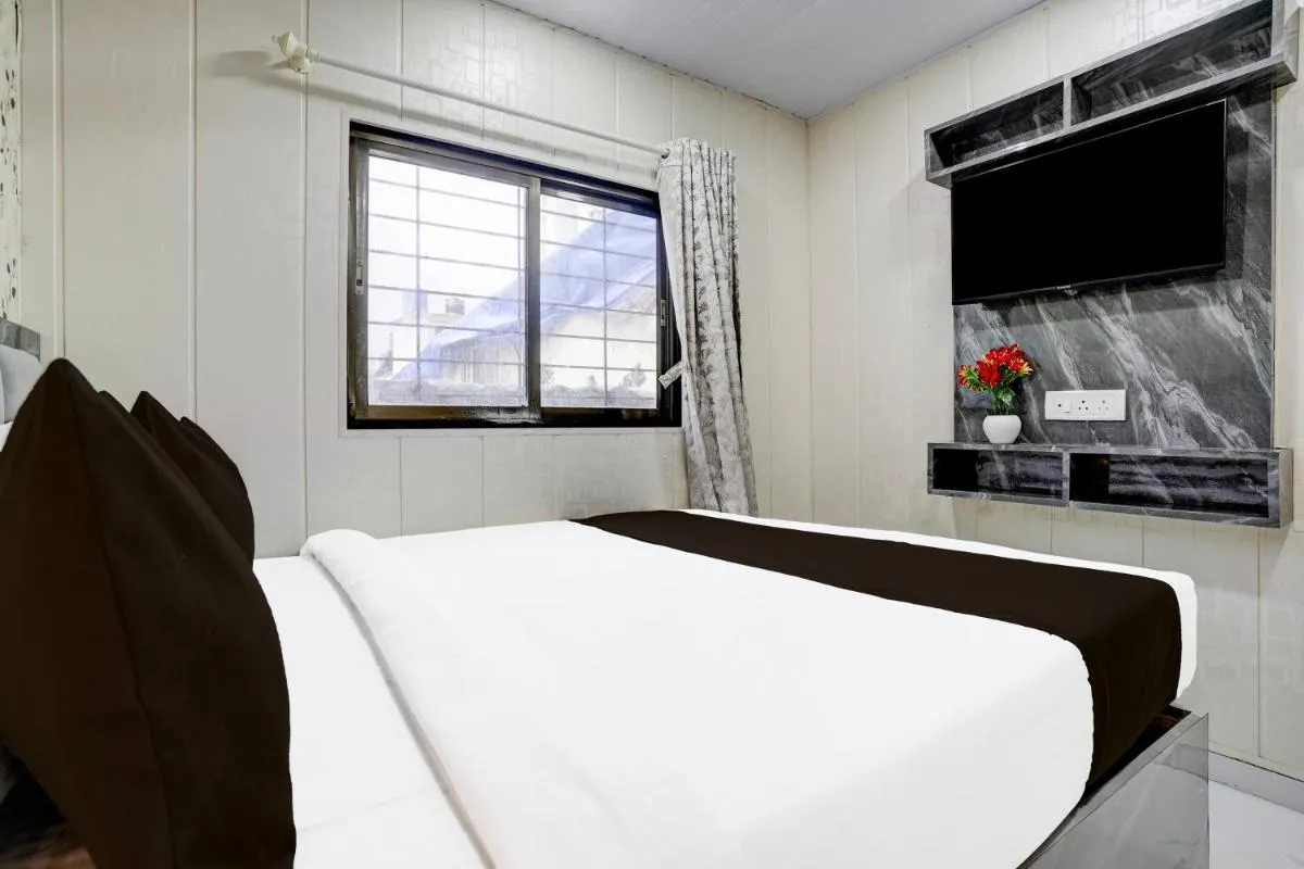 Image 4 of Hotel O Hans Residency