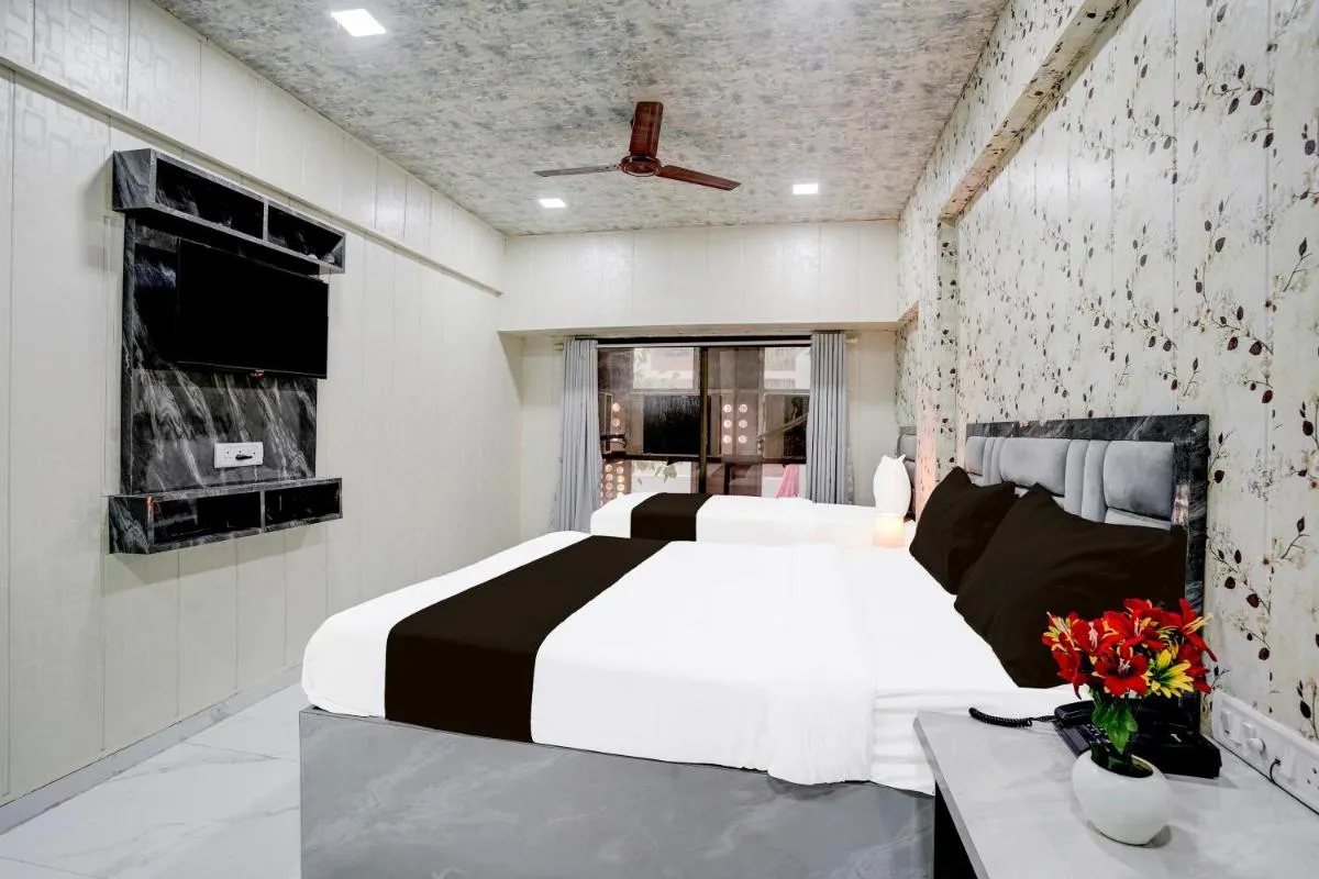 Image 2 of Hotel O Hans Residency