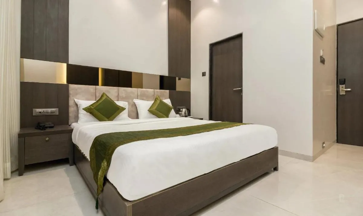 Image 6 of Hotel Oyster Suite Andheri West