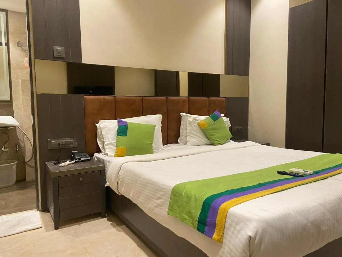Image 5 of Hotel Oyster Suite Andheri West