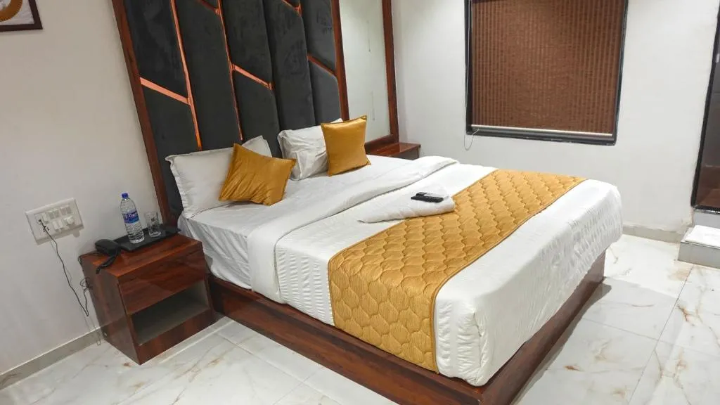 Image of Hotel Palms Residency, Chembur Mumbai
