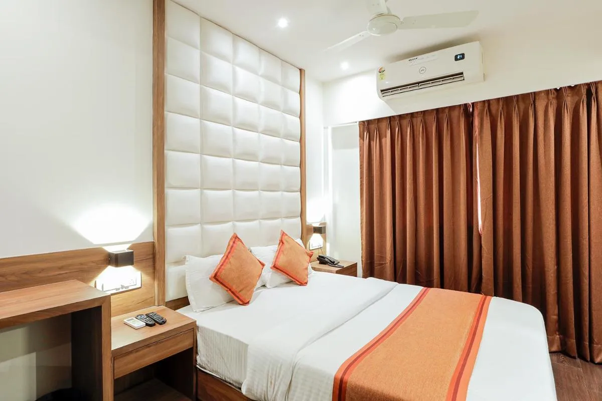 Image 1 of Hotel Ratna Mahal