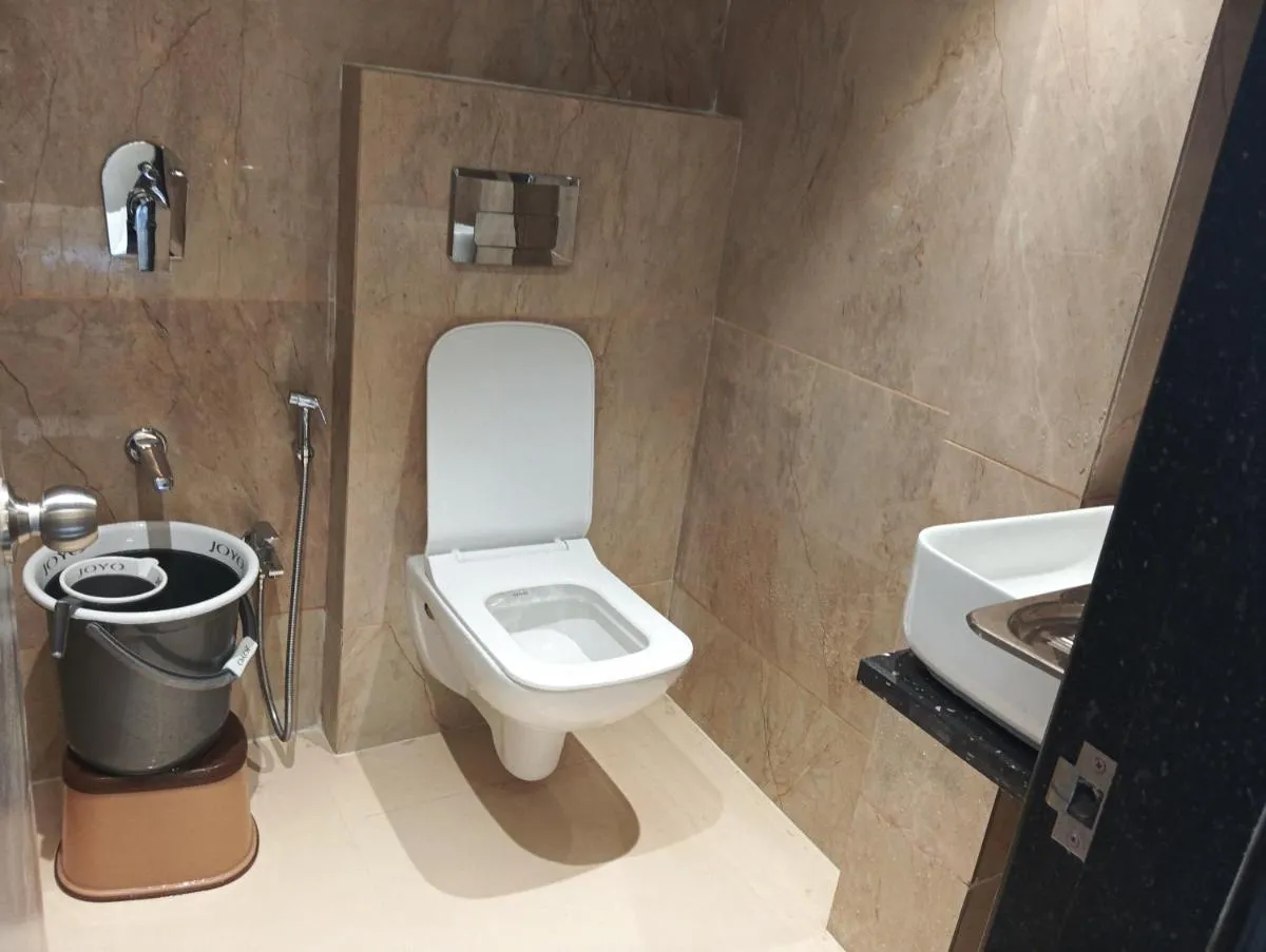 Image 4 of Hotel Regal Residency