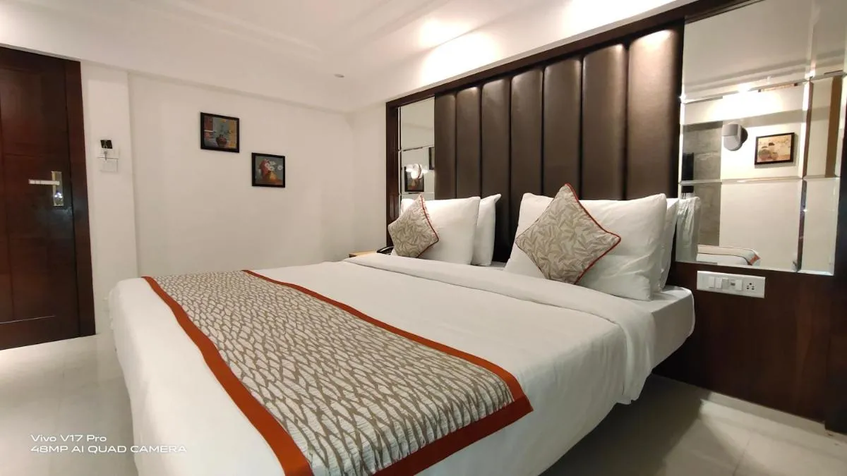 Image 5 of Hotel Supreme – Cuffe Parade