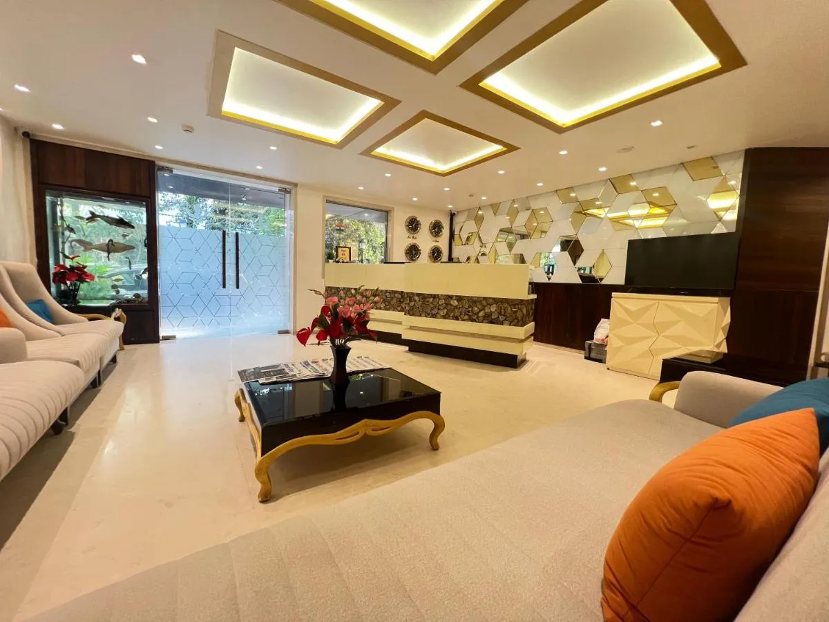 Image 1 of Hotel Supreme – Cuffe Parade