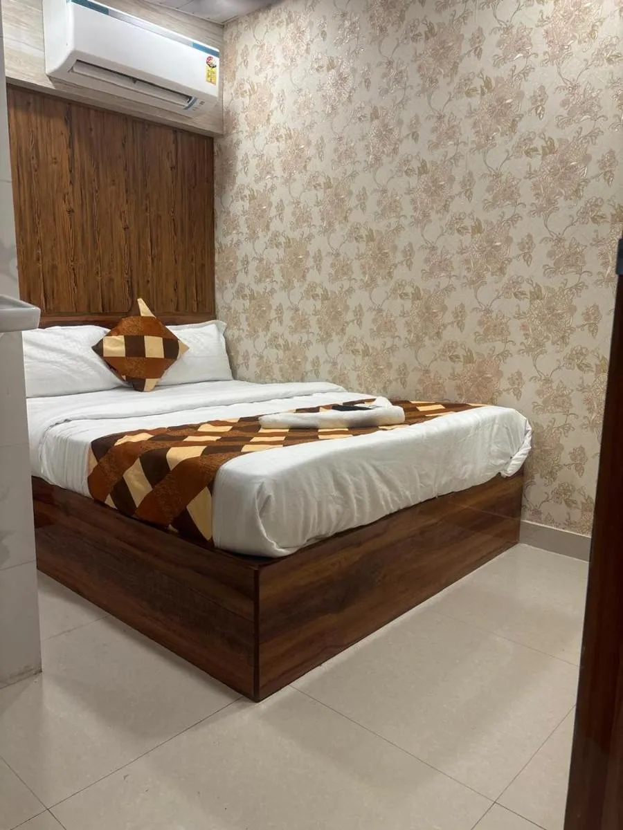 Image 4 of Kohinoor Guest House