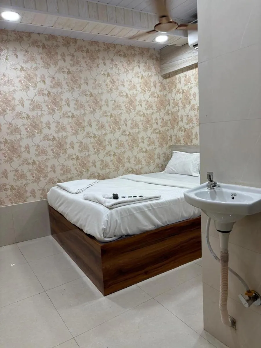 Image 6 of Kohinoor Guest House