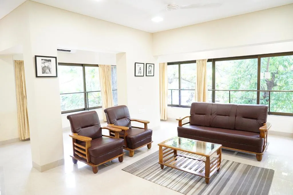 Image of Large, Modern, Private 3BHK, Khar West, Mumbai