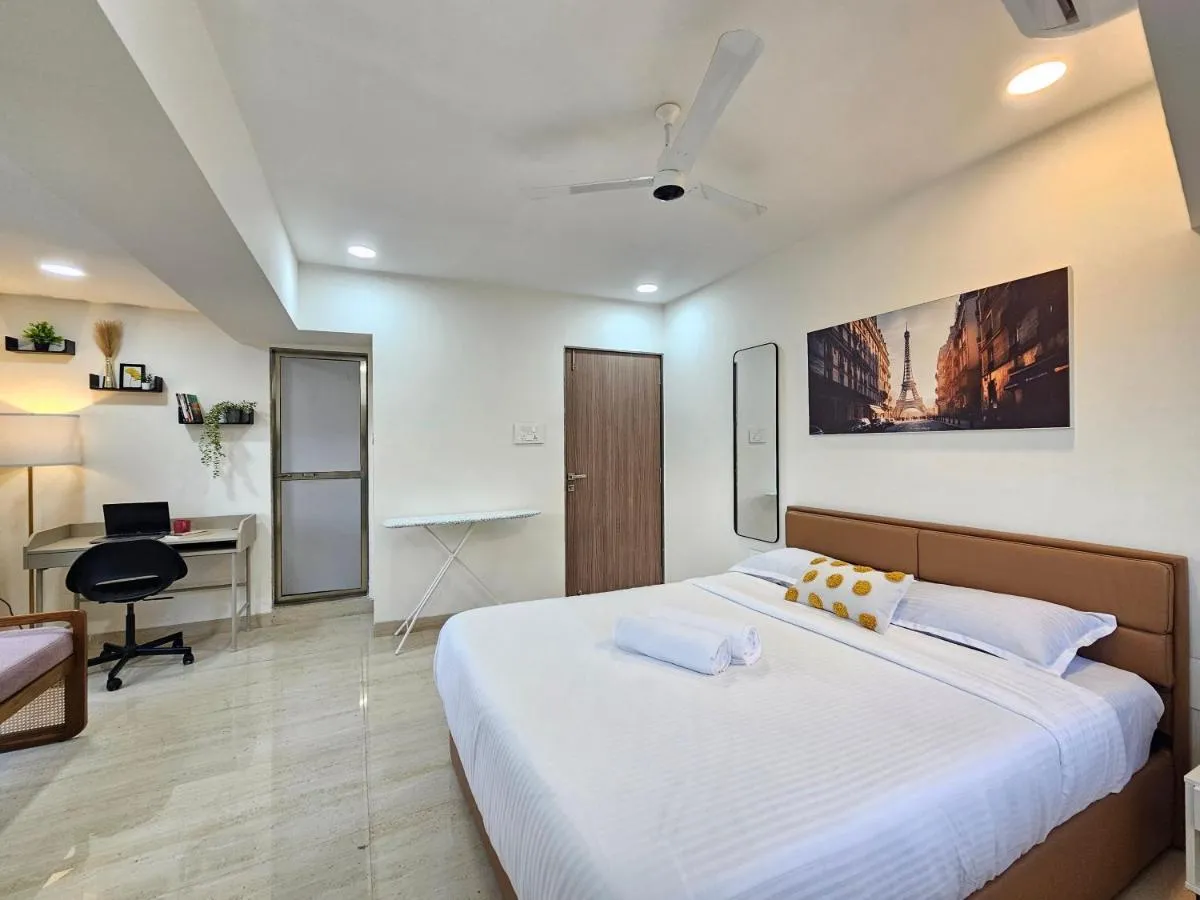 Image 1 of Lite Stays – Khar West