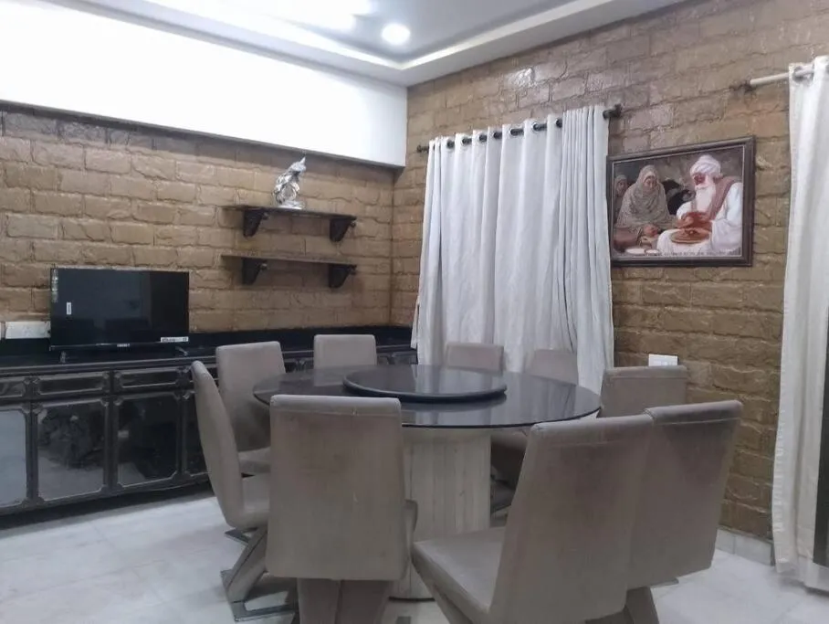 Image 5 of Luxurious 3 bedroom hall in Bandra west