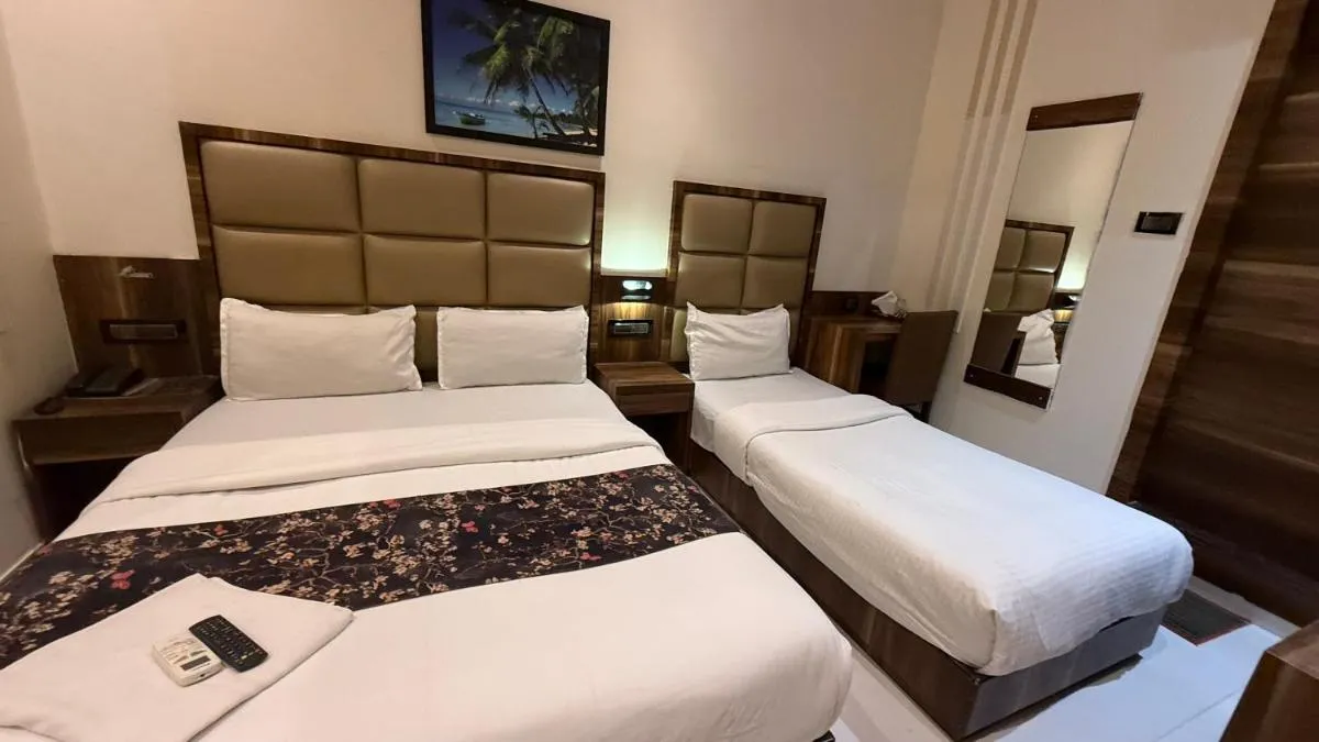 Image 2 of M e r i t o n HOTEL T-2
