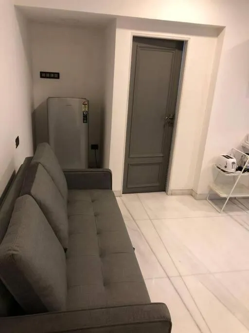 Image 6 of New Boutique 1 BHK in Bandra, off Pali Hill