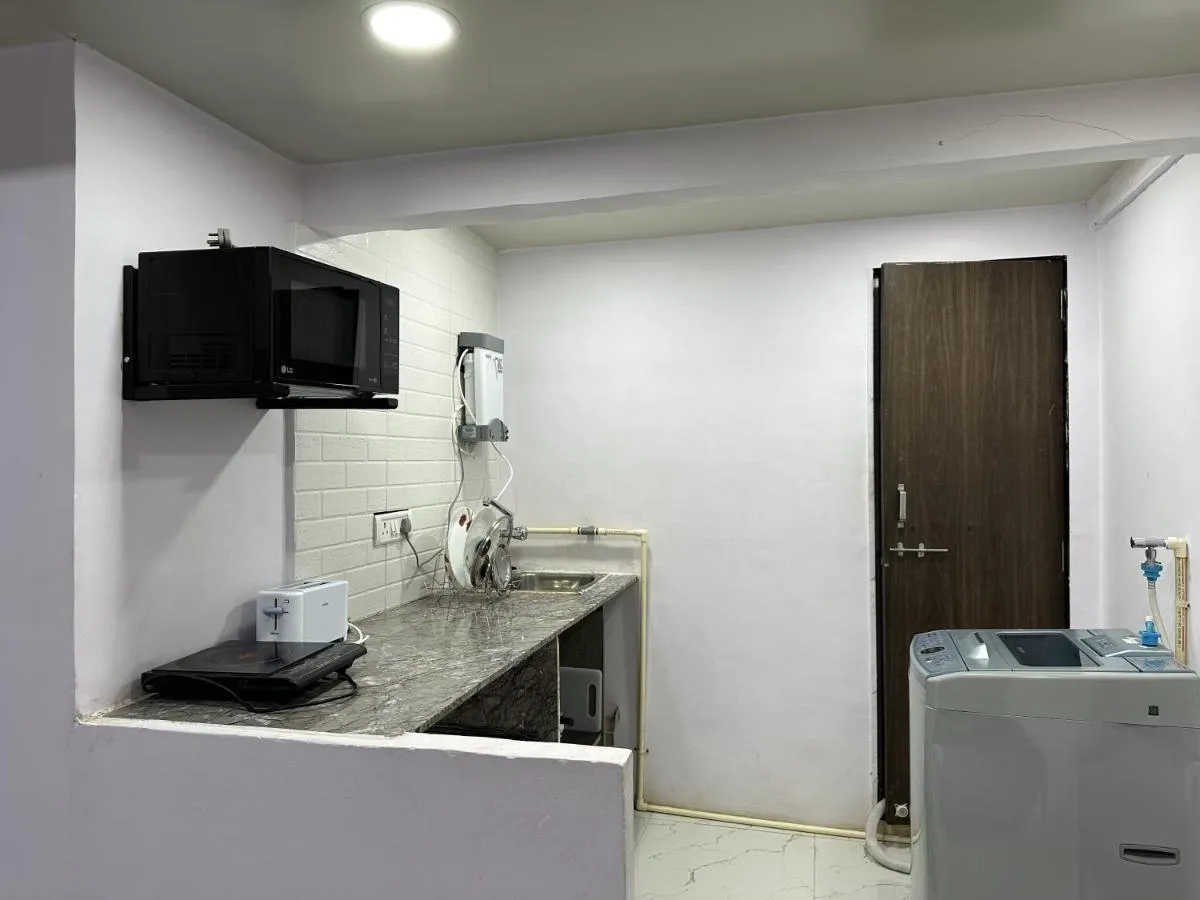 Image 6 of Ravish Apartment, Juhu