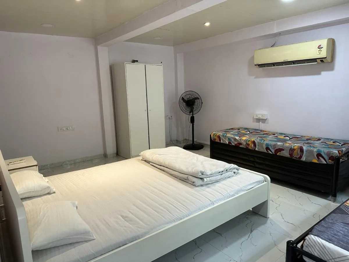 Image 3 of Ravish Apartment, Juhu