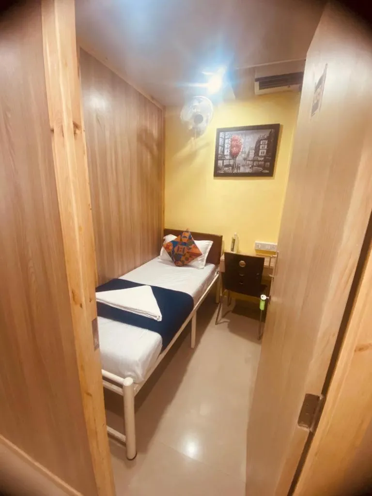 Image 3 of Royal Cabin Stay